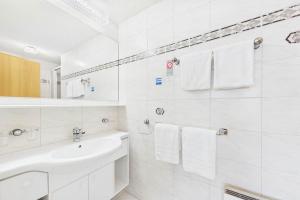 Suite for 3 with Mountain View near SaasFee