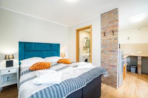 Dwie Sowy by Baltic Home
