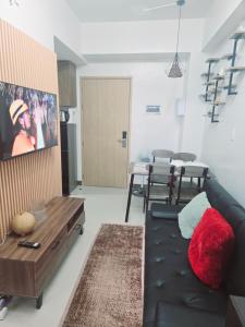 Bloom Residences Tower B 1525