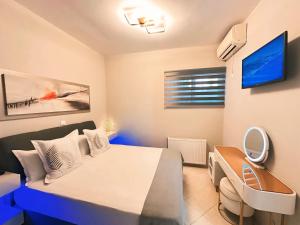 Modern Apartment Near Athens Airport, Beach & Metropolitan Expo