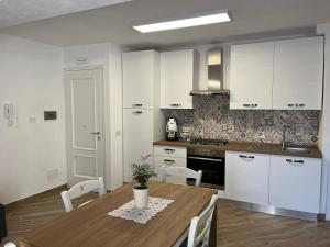 Apartment, Sulinas House 2