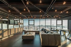 2 Bed Room Luxury Accommodation At Central Pattaya