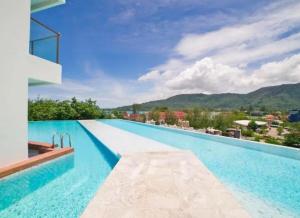 Kamala Comfy 1 BR with Pool Gym close to beach
