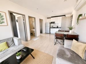 2 Bed Room Luxury Accommodation At Central Pattaya