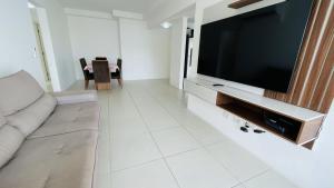 100m Praia Pitangueiras 3Q com Ar Churrasqueira 2 Vagas LP16