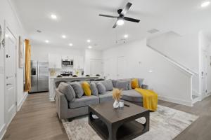 3BR Townhome- Booking