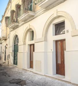 Antica Dimora con Volte a Stella dietro al Duomo con Parcheggio