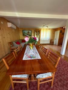 Casa de Vacanță Haneș - Private Cabin - Orchard & Mountain Views - Transalpina & viaTransilvanica