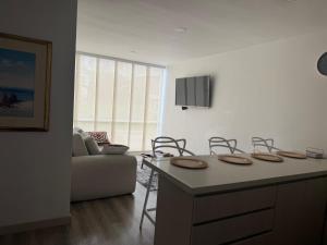 Apartamento frente a Mallplaza