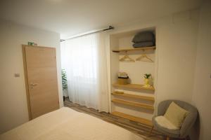 FRIZ&FANY Charm House