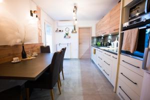 FRIZ&FANY Charm House