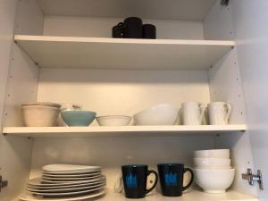 30days min stay Studio Nr Grand Central and UN Washer Dryer in units Free Lounge and Gym