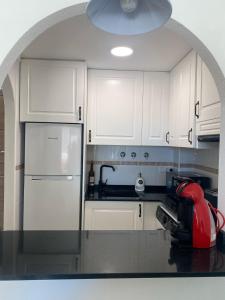 Magnifico Apartamento en la Cala de Finestrat con piscina y vistas