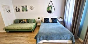 Cozy modern STUDIO GREEN APARTMENT in Old Town
