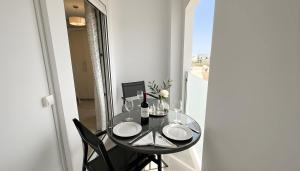 Alojamiento con balcon y espectaculares vistas al mar