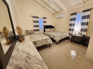 Honeycomb Oceanview Villa