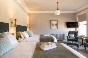 Creighton Hotel