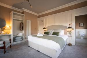 Creighton Hotel