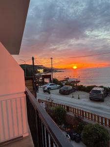 Beachfront House Saliko