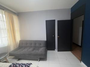 habitacion privada cerca la centros y hospitales bogota