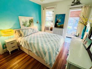 Magical Retreat, Gourmet Kitchen, Lovely Christie!