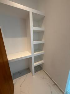 Apartamento com vista para piscina