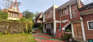 Agora Home