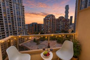 High-End 2BR 2BATH Condo-Steps to Square One Mall