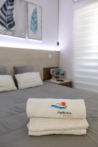 Light Wave Nazare Suite 50m Beach
