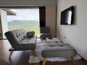 Altavista Cabin Rest House