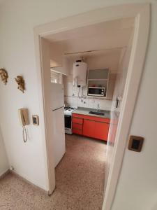Excellent 2 rooms in front with balcony