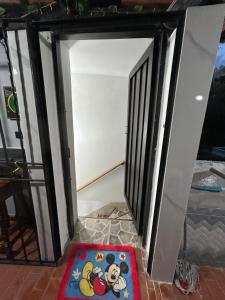 Cómoda y Amplia Casa, Ideal Para Grupos, Muy Cerca Del Estadio, Barrio La América