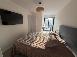Modern & Spacious 2BR in the Heart of Miraflores