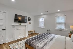 Pittsburgh Modern and Cozy 1 Bdrm With Free Street Parking