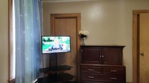 Cozy Newly Furnished 2-Bedroom Home, Manchester