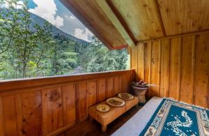 jibhi Orchard house