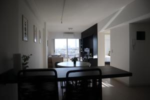 Soho ARK - 7th Floor Stylish, Balcony & Sunset