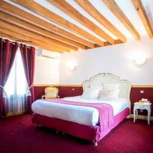 B&B / Chambres d'hotes Le Clos des Vignes : Chambre Double avec Salon