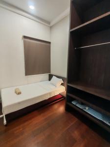 Sunrise Suite Premier 3 bedrooms Imago Shopping Mall FREE PARKING LOT