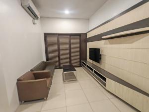 Sunrise Suite Premier 3 bedrooms Imago Shopping Mall FREE PARKING LOT