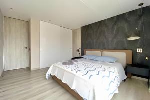 Exclusivo apartamento de dos habitaciones cerca a la Av. Circunvalar - by ALPES apartamentos