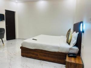 Choudhary hotel