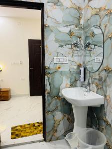 Choudhary hotel