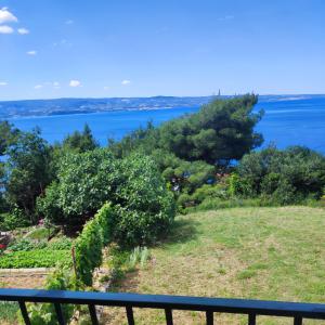 Apartman sa 2 balkona i pogledom na more