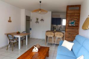 Apartment for 2 people on Lesconil Harbor