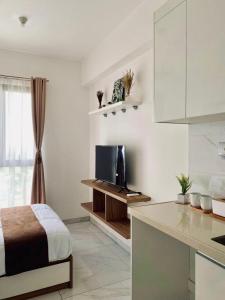 Sky House Hotel Style Bed IKEA 5min