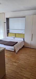 Vialeromadodici Rooms & Apartments