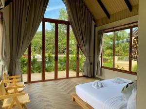 Moana Resort Koh Kood