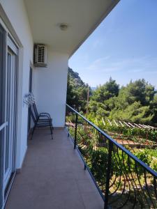 Apartman sa 2 balkona i pogledom na more