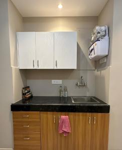 1bhk couple friendly near Airport And Metro
